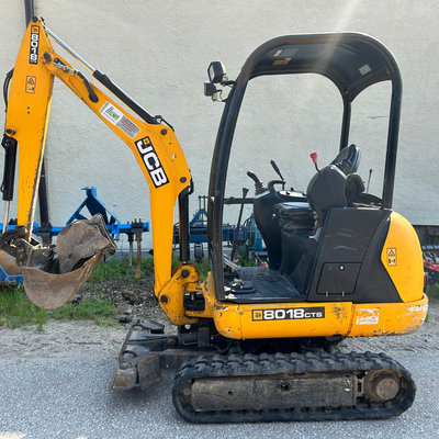 JCB 8018