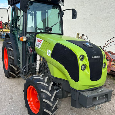 Claas Nexos 220 VE